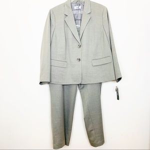Le Suit Plus Size Taupe Multi Stripe Pant Suit 22W